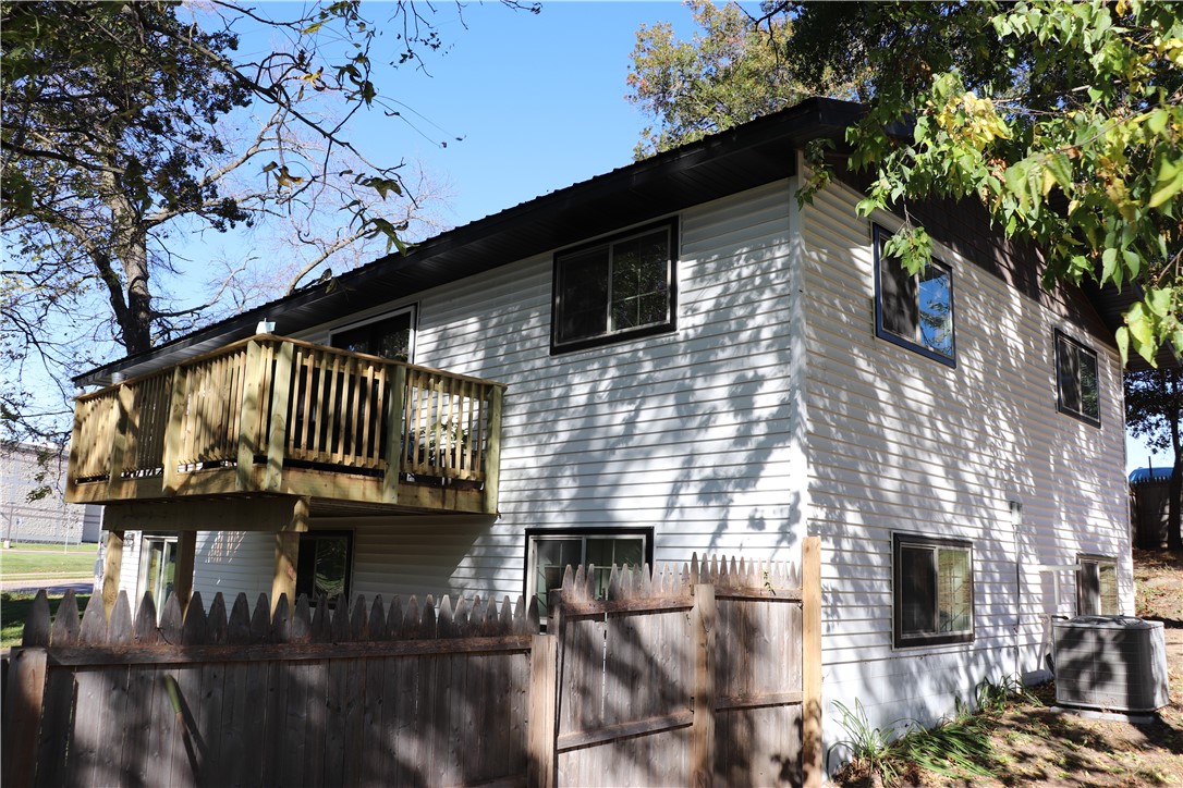 50818-East-Osseo-WI-54758-7