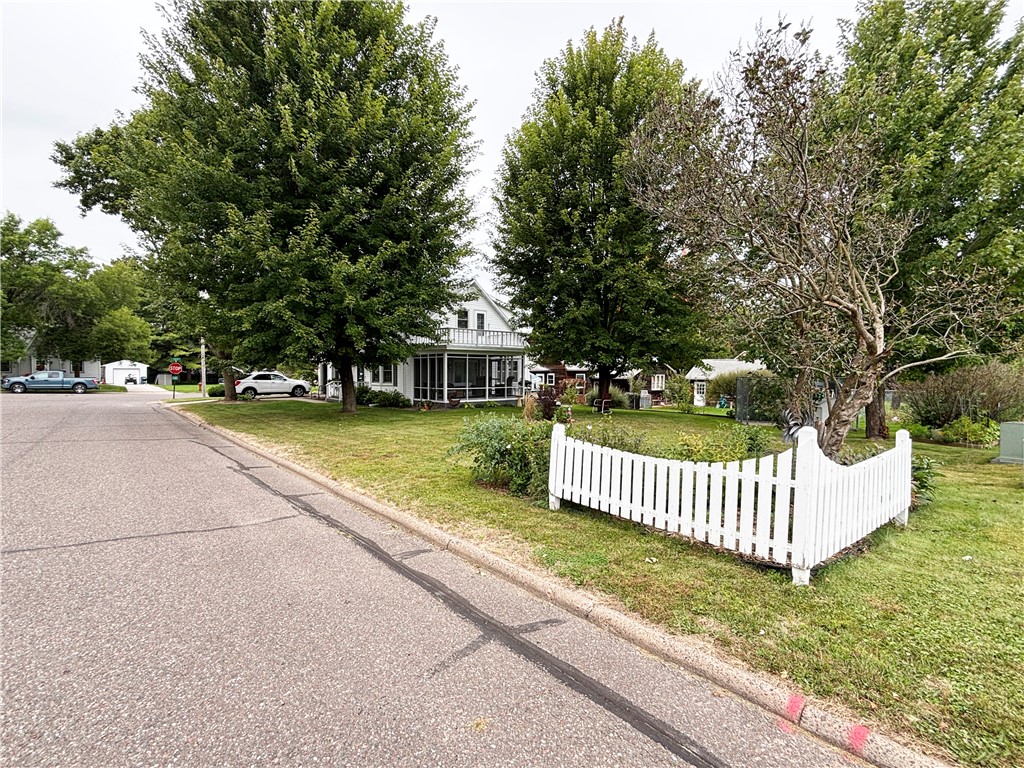 511-Wisconsin-Barron-WI-54812-7