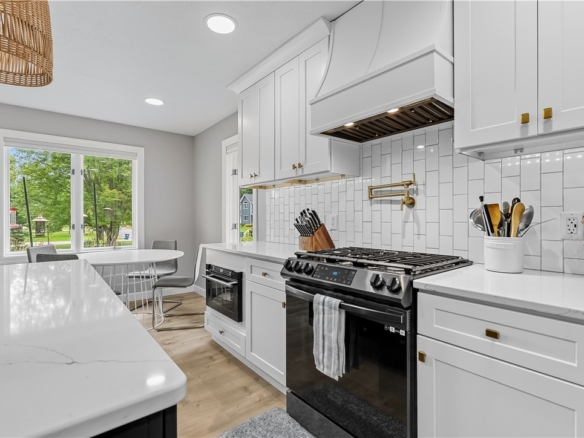 Residentialhouse for sale picture with an address of  521 Pine Place in Rice Lake and a list price of 529900