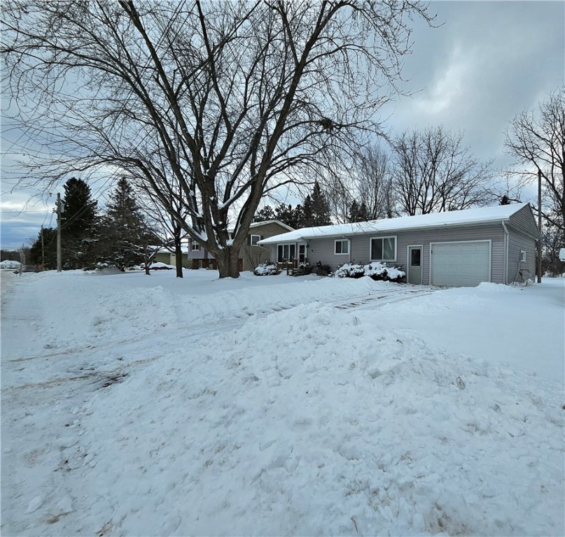 600-9th-Ladysmith-WI-54848-8