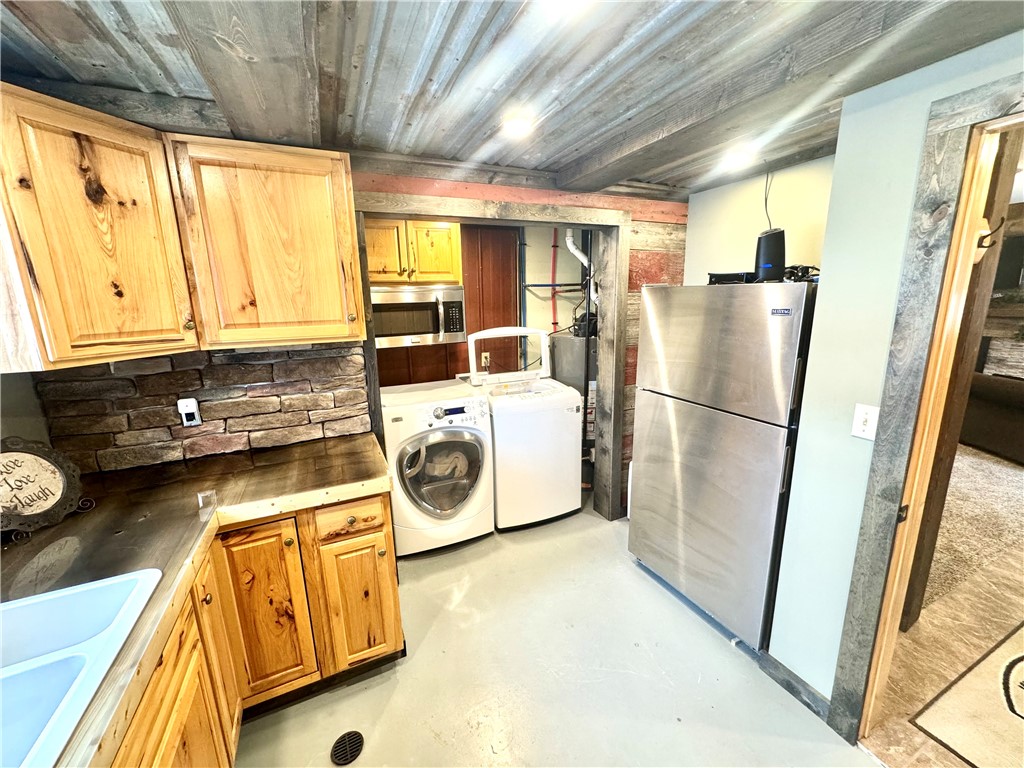 602-4th-Colby-WI-54421-1