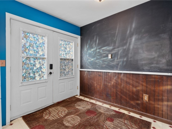 Residentialhouse for sale picture with an address of  6094 650th Avenue in Menomonie and a list price of 460000