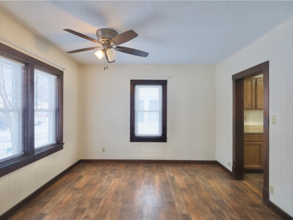 Residentialhouse for sale picture with an address of  616 Fleming Avenue in Eau Claire and a list price of 215000