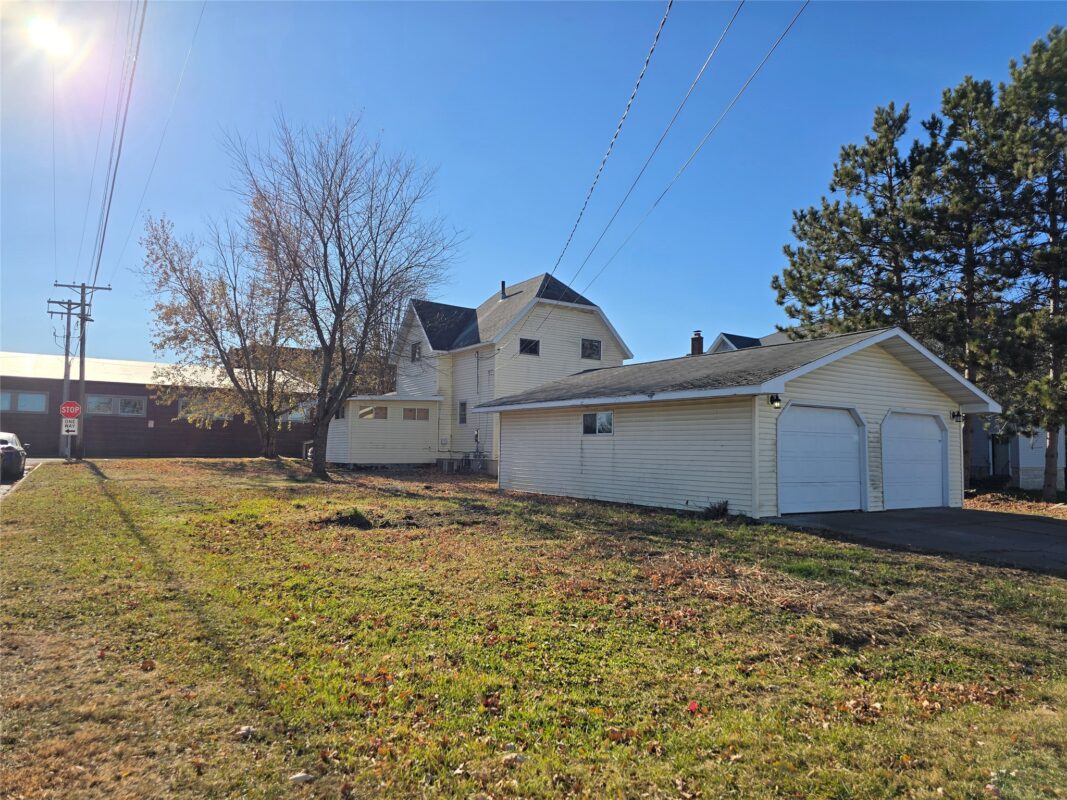 623 E Miner Avenue, Ladysmith, WI — photo 34