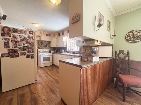 Residentialhouse for sale picture with an address of  6273 Lamphere Road in Siren and a list price of 469000