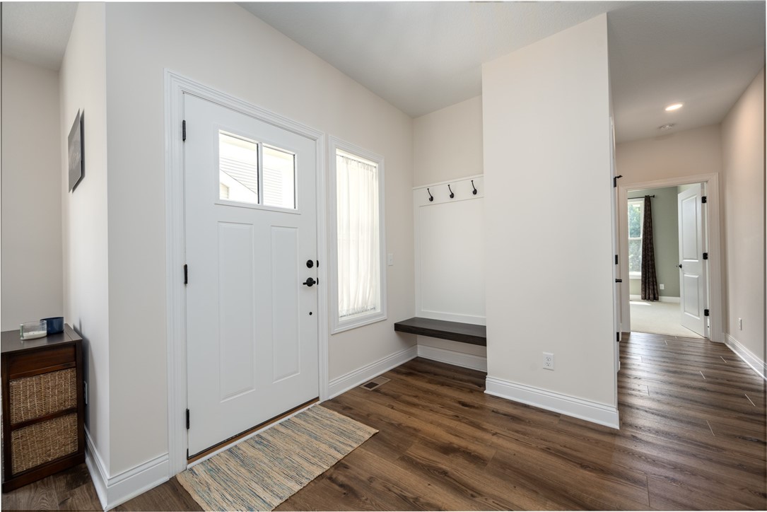 637-Maple-New-Richmond-WI-54017-8