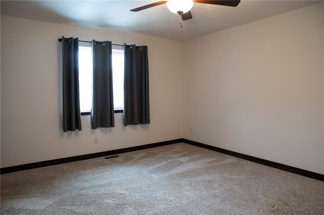 6376-Wilder-Eau-Claire-WI-54703-2