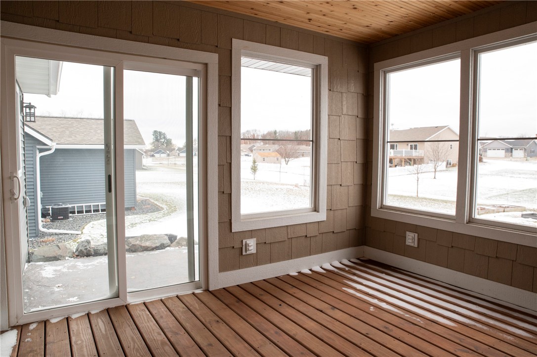 6376-Wilder-Eau-Claire-WI-54703-8