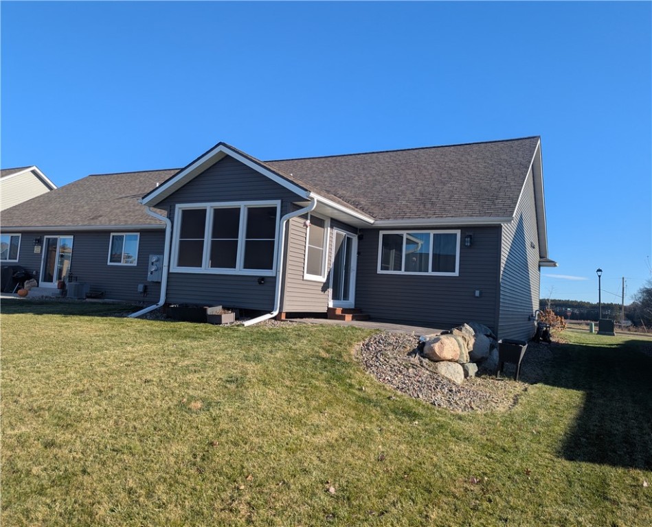 6376-Wilder-Eau-Claire-WI-54703-9