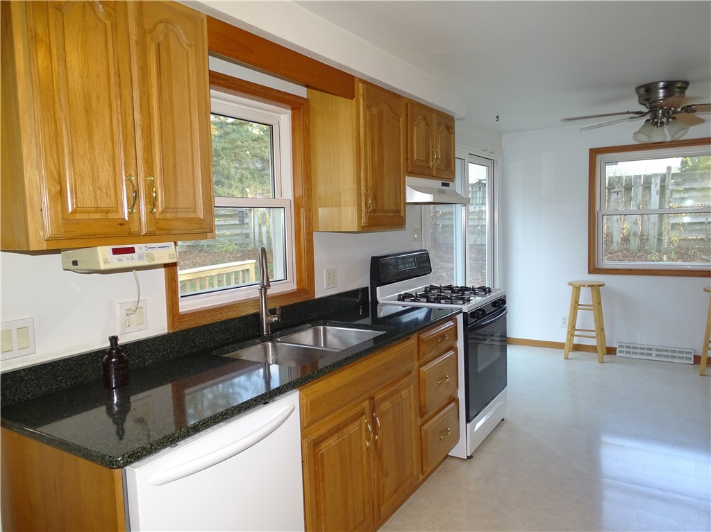 812-11th-Durand-WI-54736-3