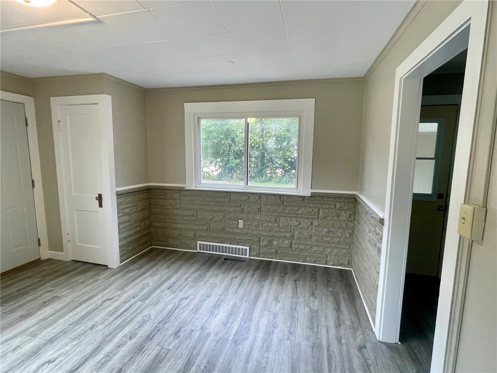 844-Broadway-Menomonie-WI-54751-2