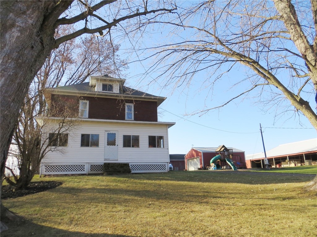 8532-300th-Boyd-WI-54726-1