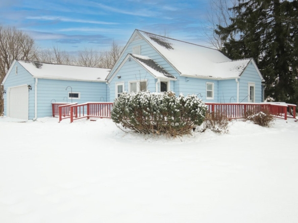 Residentialhouse for sale picture with an address of  870 155th Street in Amery and a list price of 295000