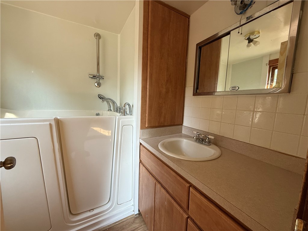 904-Railroad-Boyceville-WI-54725-8