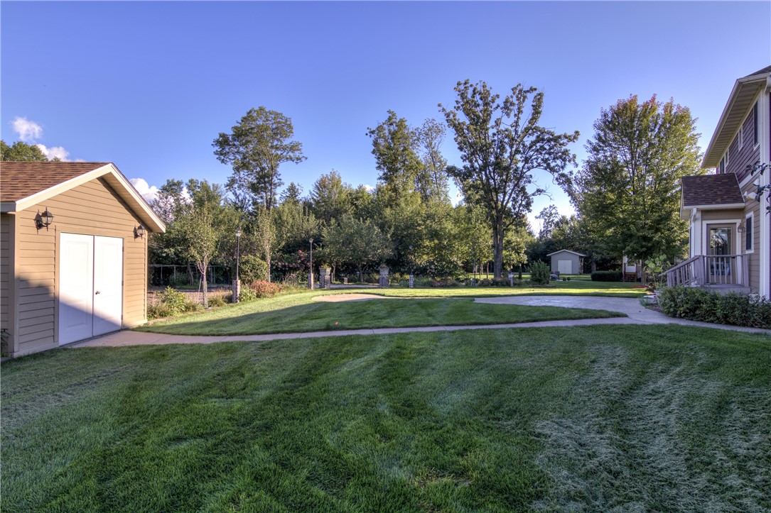 907-Sandalwood-Altoona-WI-54720-8