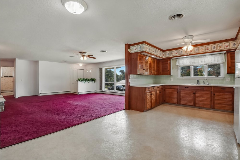 924-Superior-Spooner-WI-54801-6