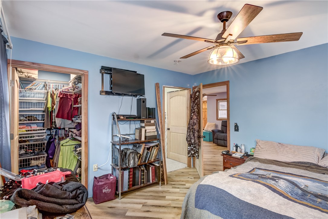 957-Emery-Stanley-WI-54768-2