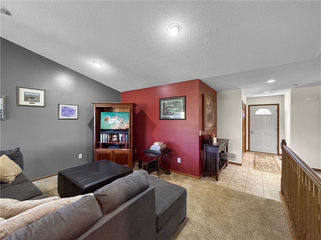 9852-162nd-Chippewa-Falls-WI-54729-2