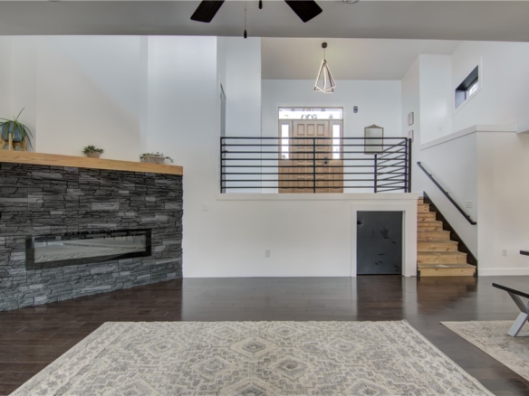 Residentialhouse for sale picture with an address of  E4382 462nd Avenue in Menomonie and a list price of 350000