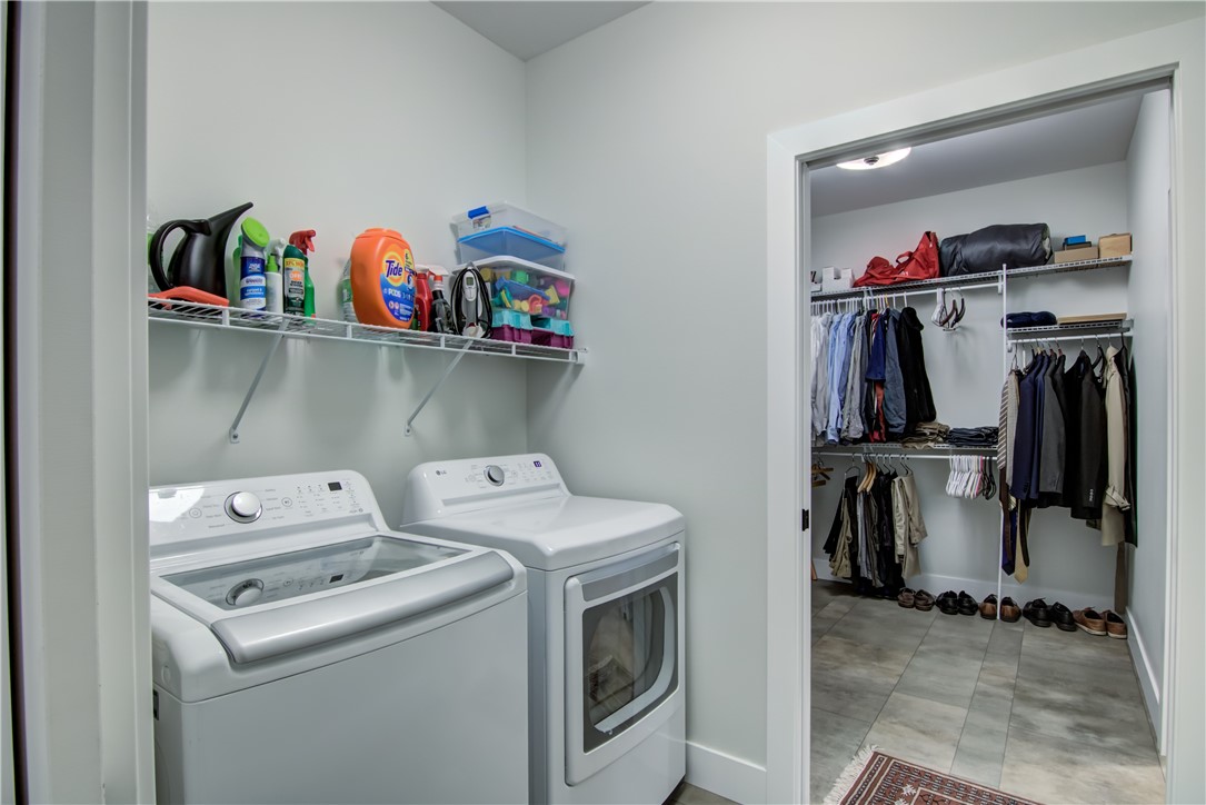 E5225-Queens-Eleva-WI-54738-3