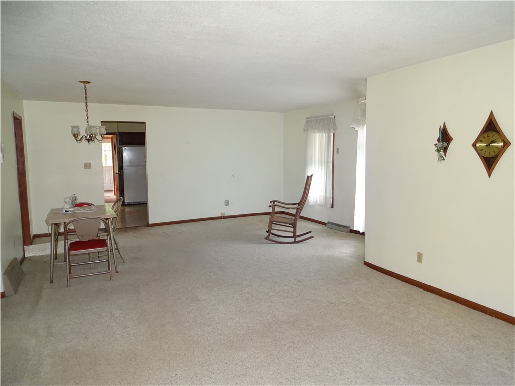 N409-County-Road-D-Eau-Galle-WI-54737-5