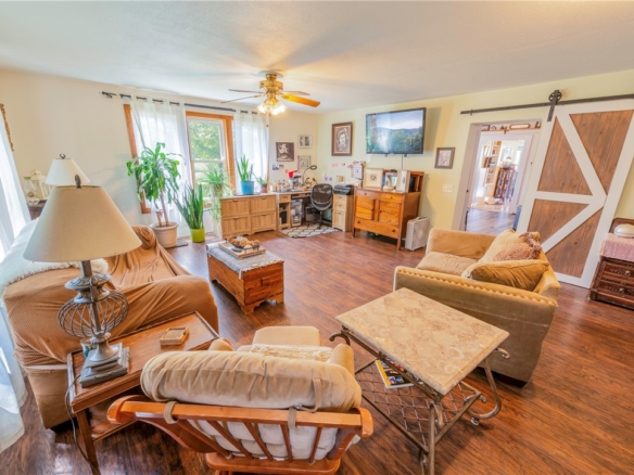 Residentialhouse for sale picture with an address of  N7717 870th Street in Colfax and a list price of 550000