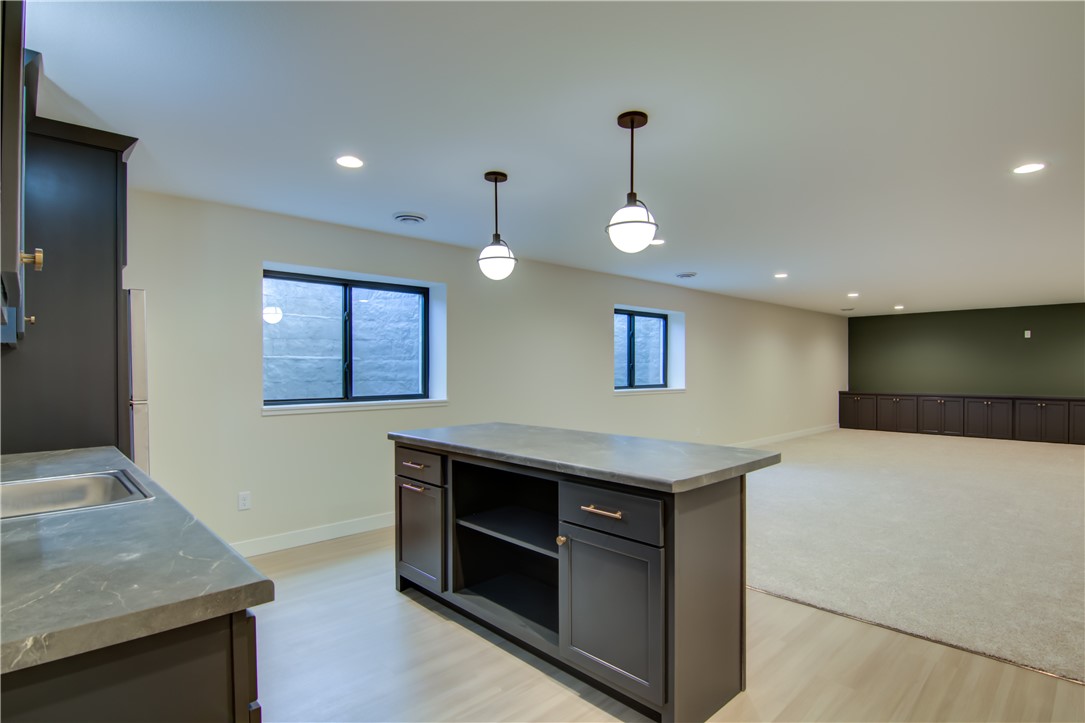 S9024-Chestnut-Eau-Claire-WI-54701-8