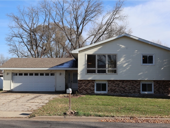 Residentialhouse for sale picture with an address of     in Tomah and a list price of 197000