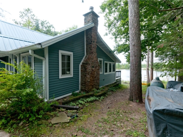 Residentialhouse for sale picture with an address of  W15949 Bass Lake Road in Weyerhaeuser and a list price of 339900