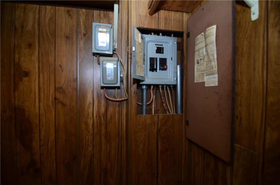 W2585-County-Road-R-Durand-WI-54736-3