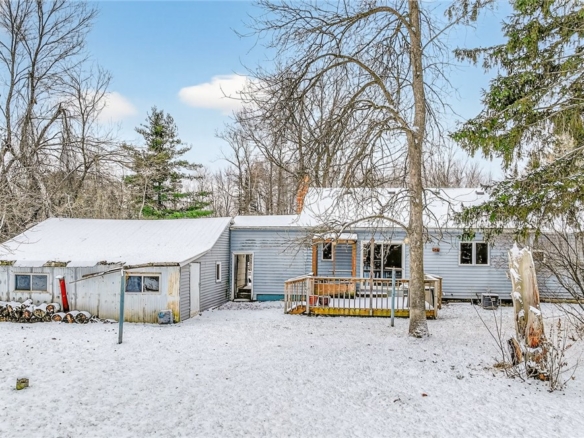 Residentialhouse for sale picture with an address of  W5456 Butler Street in Sheldon and a list price of 99900