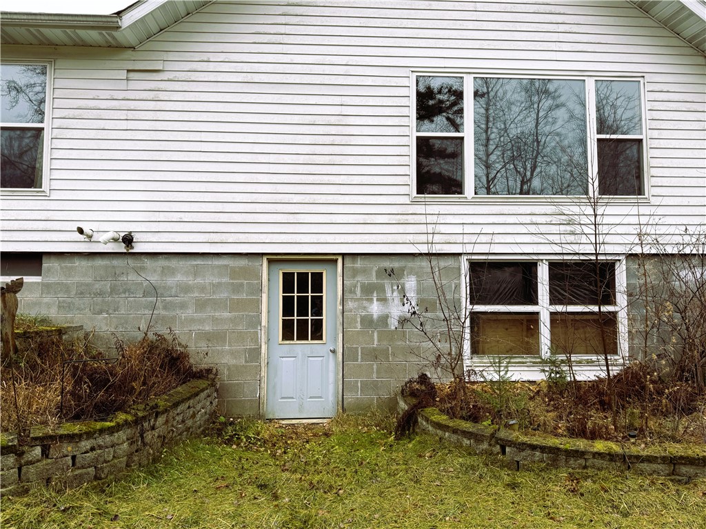 W9902-Flohr-Ladysmith-WI-54848-7