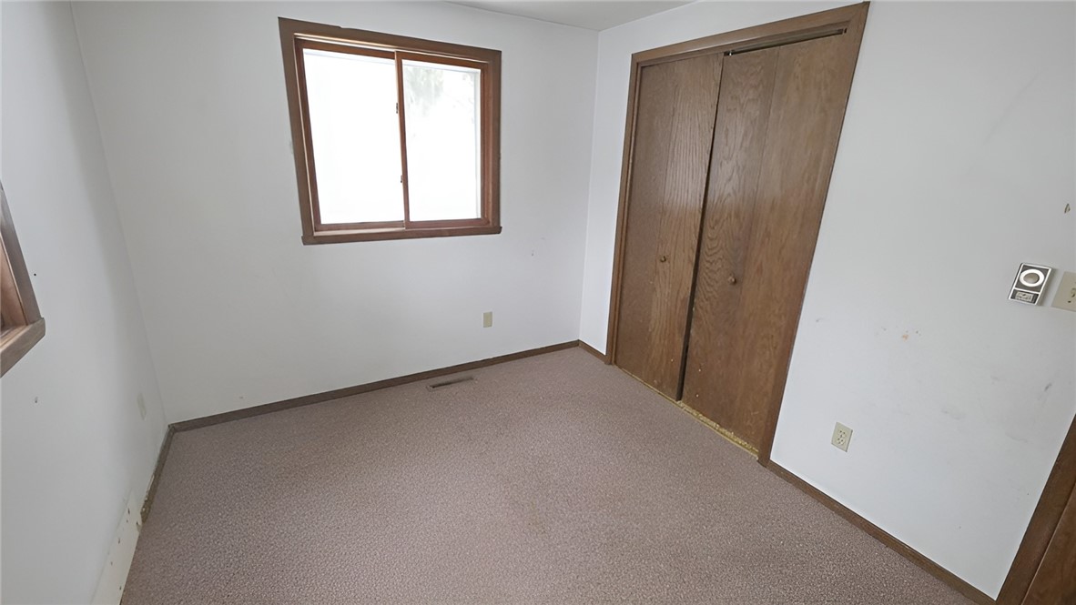 118-Monroe-Barron-WI-54812-8