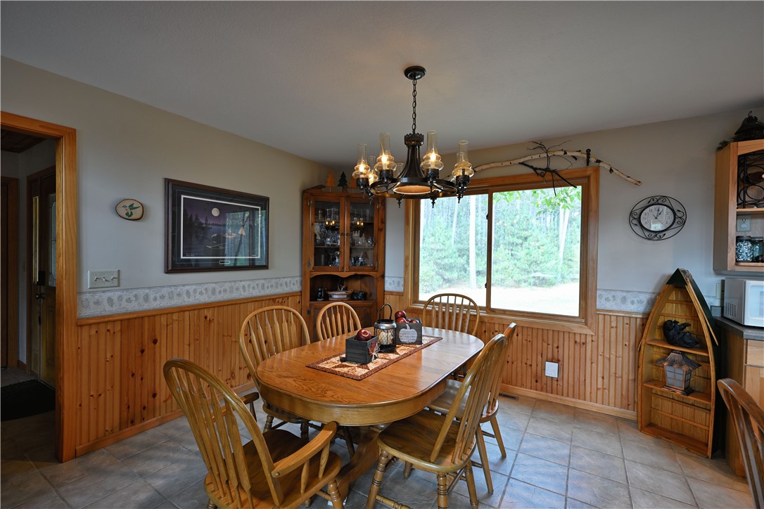 13672-Short-Gordon-WI-54838-3