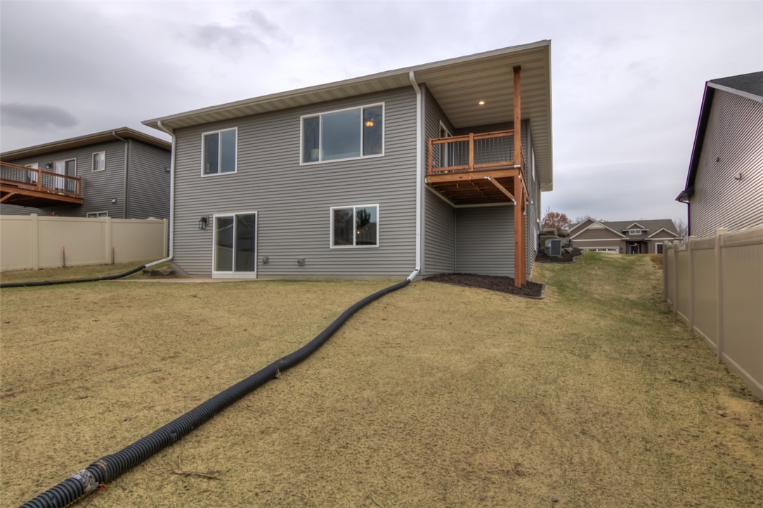 1372-Pebble-Beach-Altoona-WI-54720-9