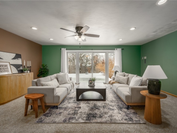 Residentialhouse for sale picture with an address of  1421 Loffler Court in Chippewa Falls and a list price of 339900