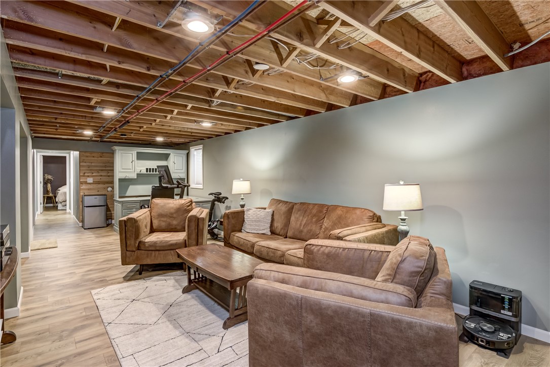 1517-Clairemont-Eau-Claire-WI-54701-5