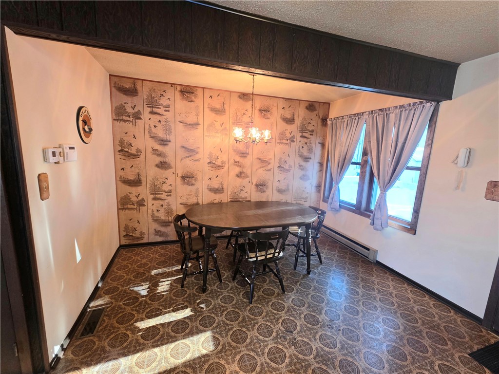 15260-Reiskes-Hayward-WI-54843-5