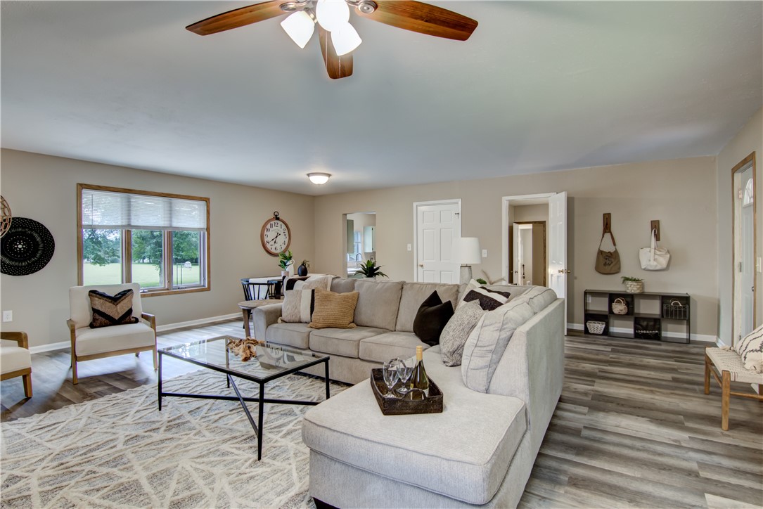 1612-11th-Eau-Claire-WI-54703-1