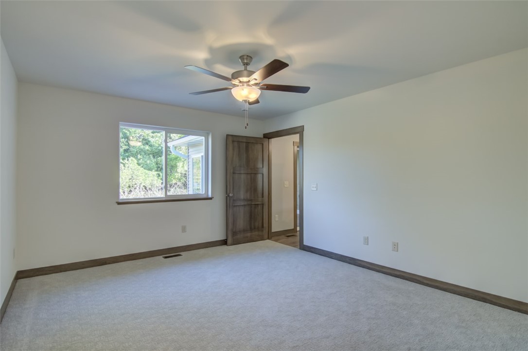 1765-11th-Menomonie-WI-54751-4