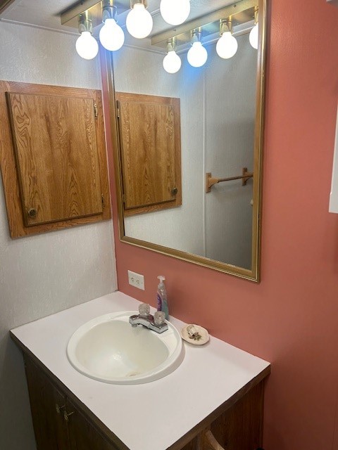 178-25-24th-Cumberland-WI-54829-9