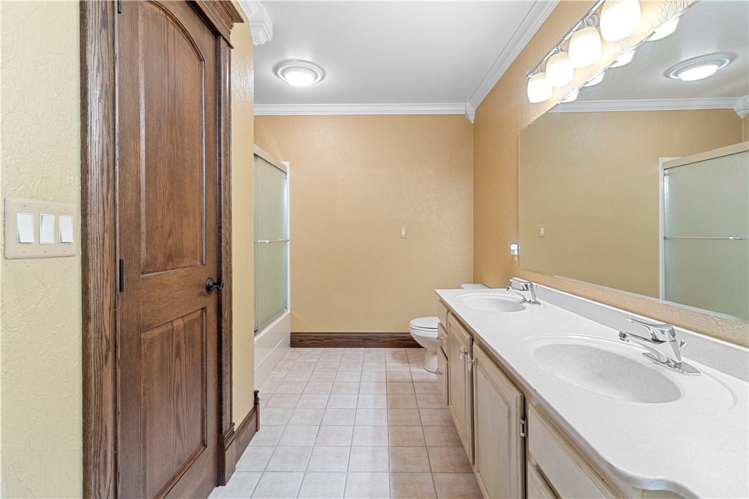 1803-Ironwood-Onalaska-WI-54650-5