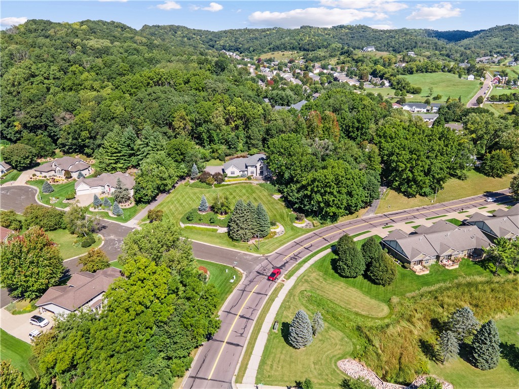 1803-Ironwood-Onalaska-WI-54650-9