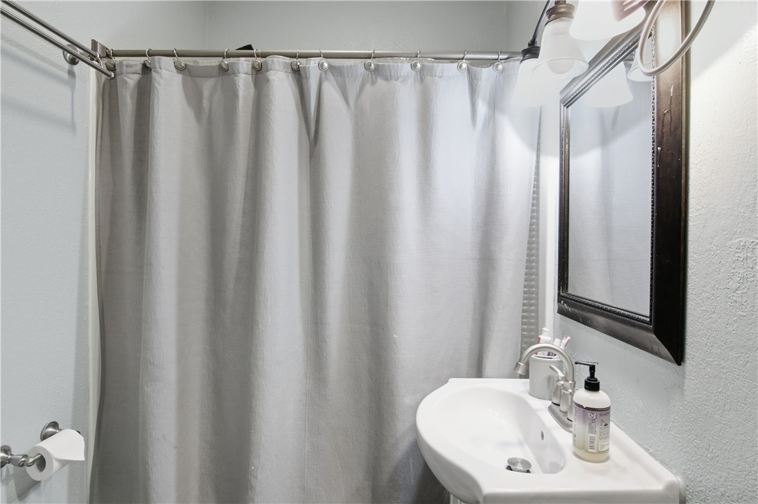 1917-8th-Eau-Claire-WI-54703-4