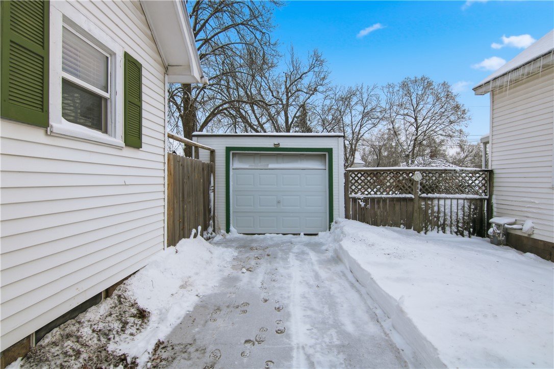 1917-8th-Eau-Claire-WI-54703-7