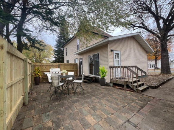 Residentialhouse for sale picture with an address of  2202 Broadway Street in Menomonie and a list price of 279900