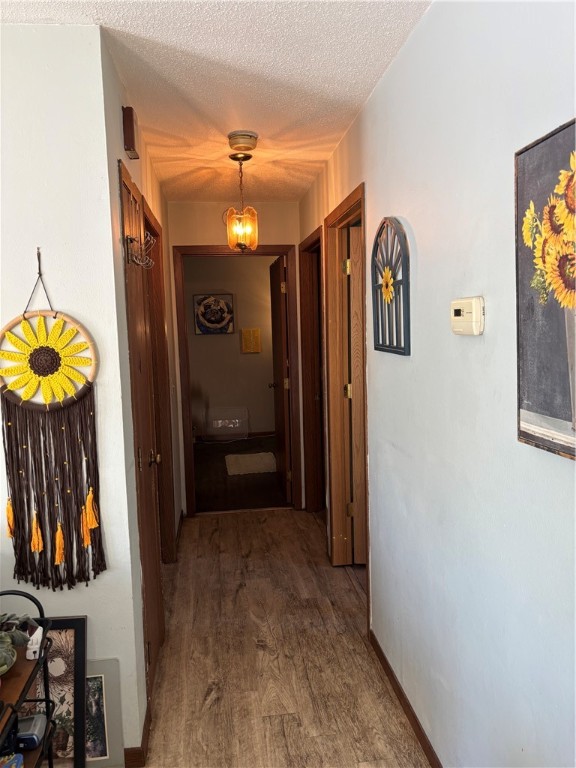 2202-Crestview-Eau-Claire-WI-54703-3