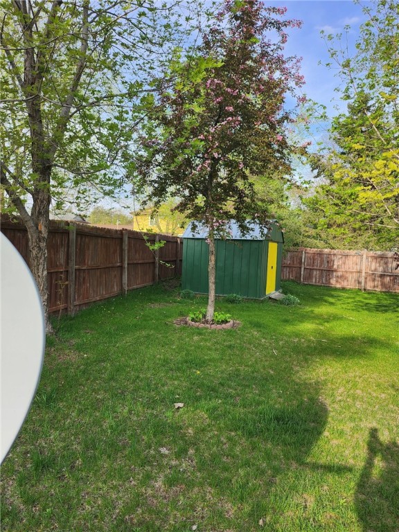 2202-Crestview-Eau-Claire-WI-54703-8