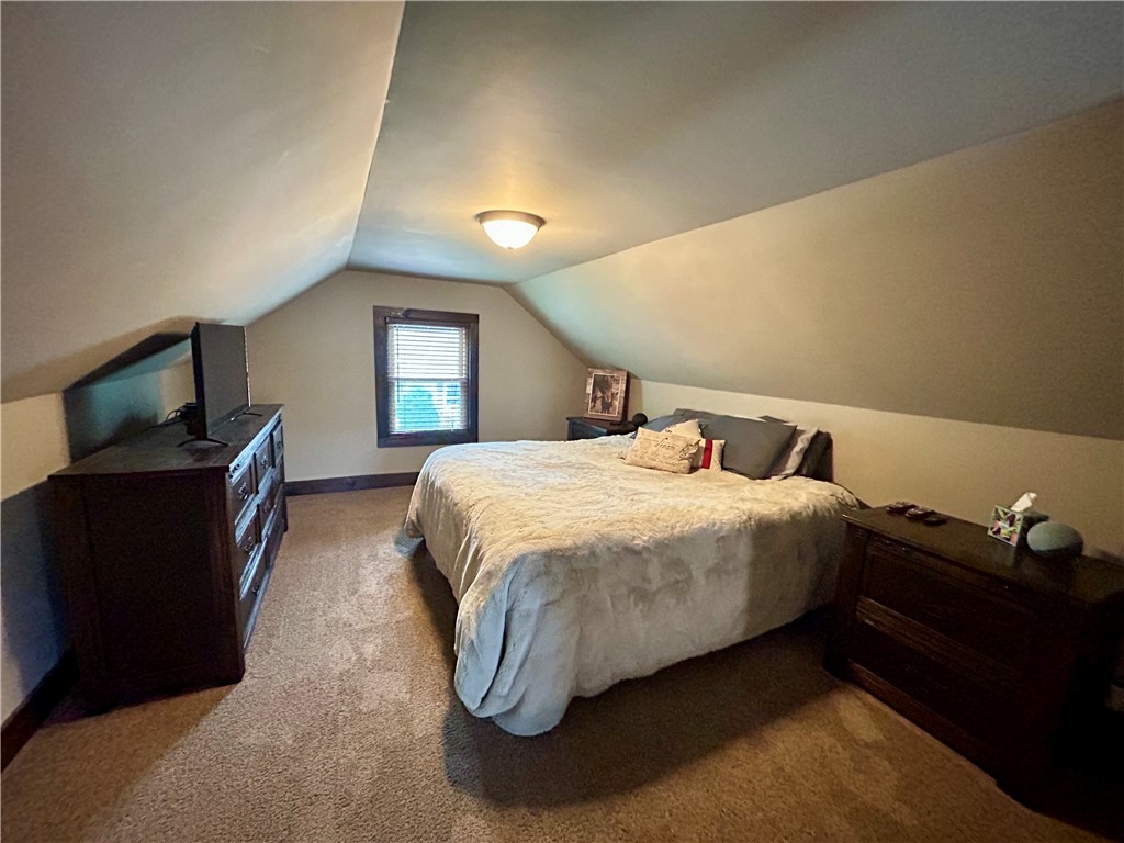 2226-Valley-View-Eau-Claire-WI-54703-6