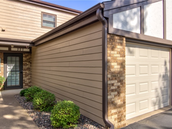 Residentialhouse for sale picture with an address of  227 Pumphouse Road in Chippewa Falls and a list price of 190000